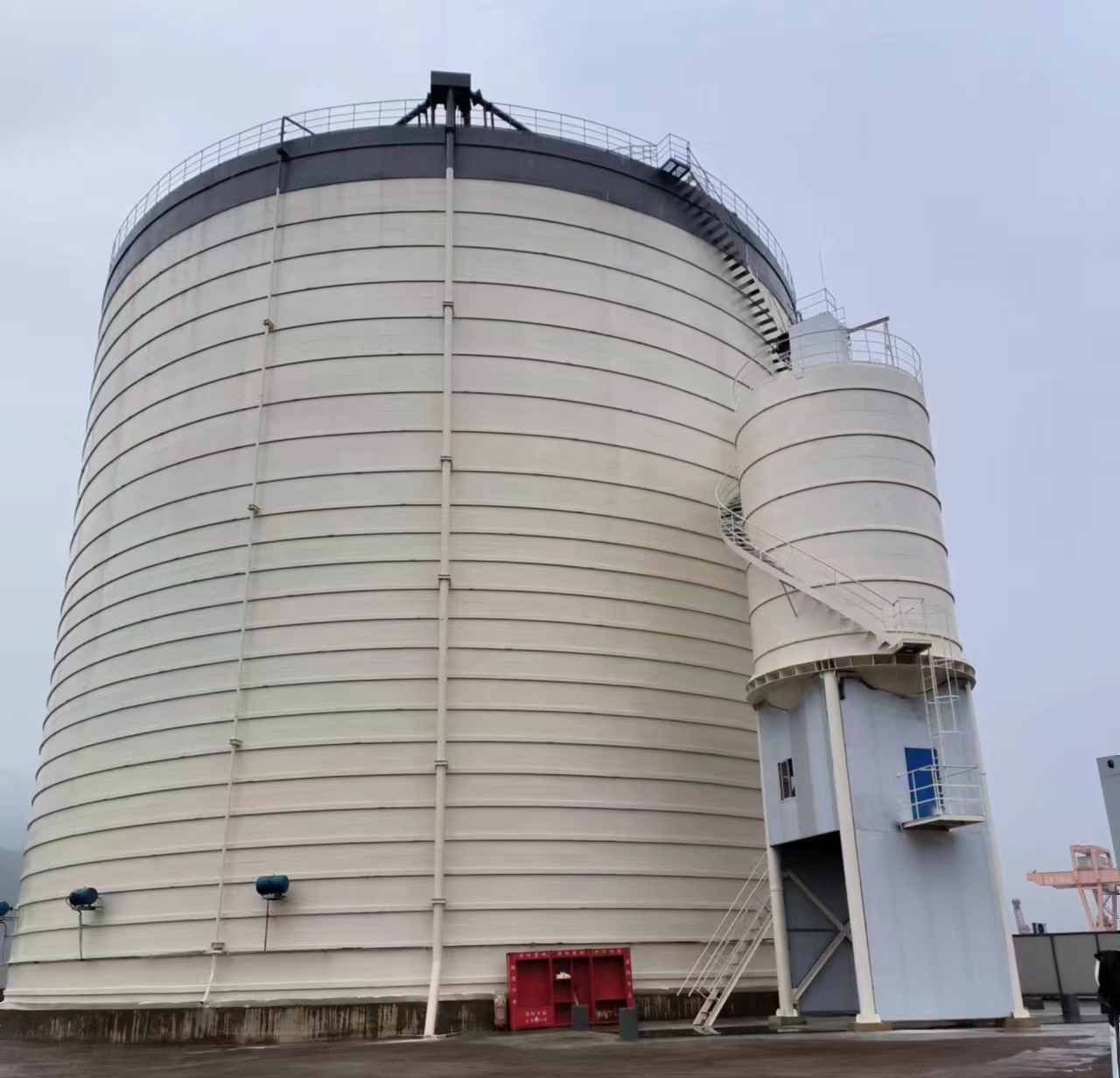 新昌10万吨水泥钢板库